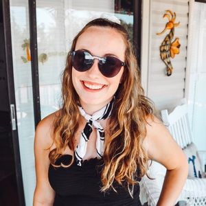 Meet your Posher, Baylee